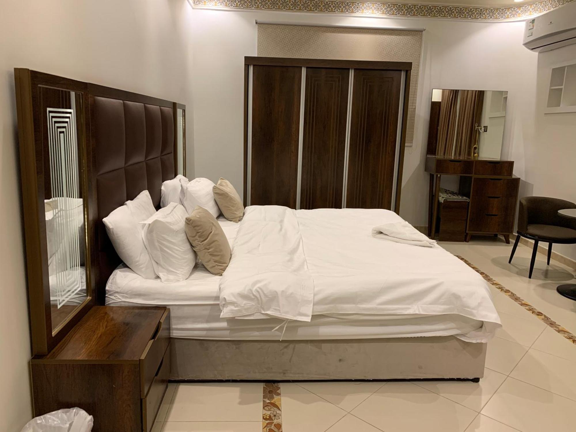 Friday Suites Al Ula Εξωτερικό φωτογραφία