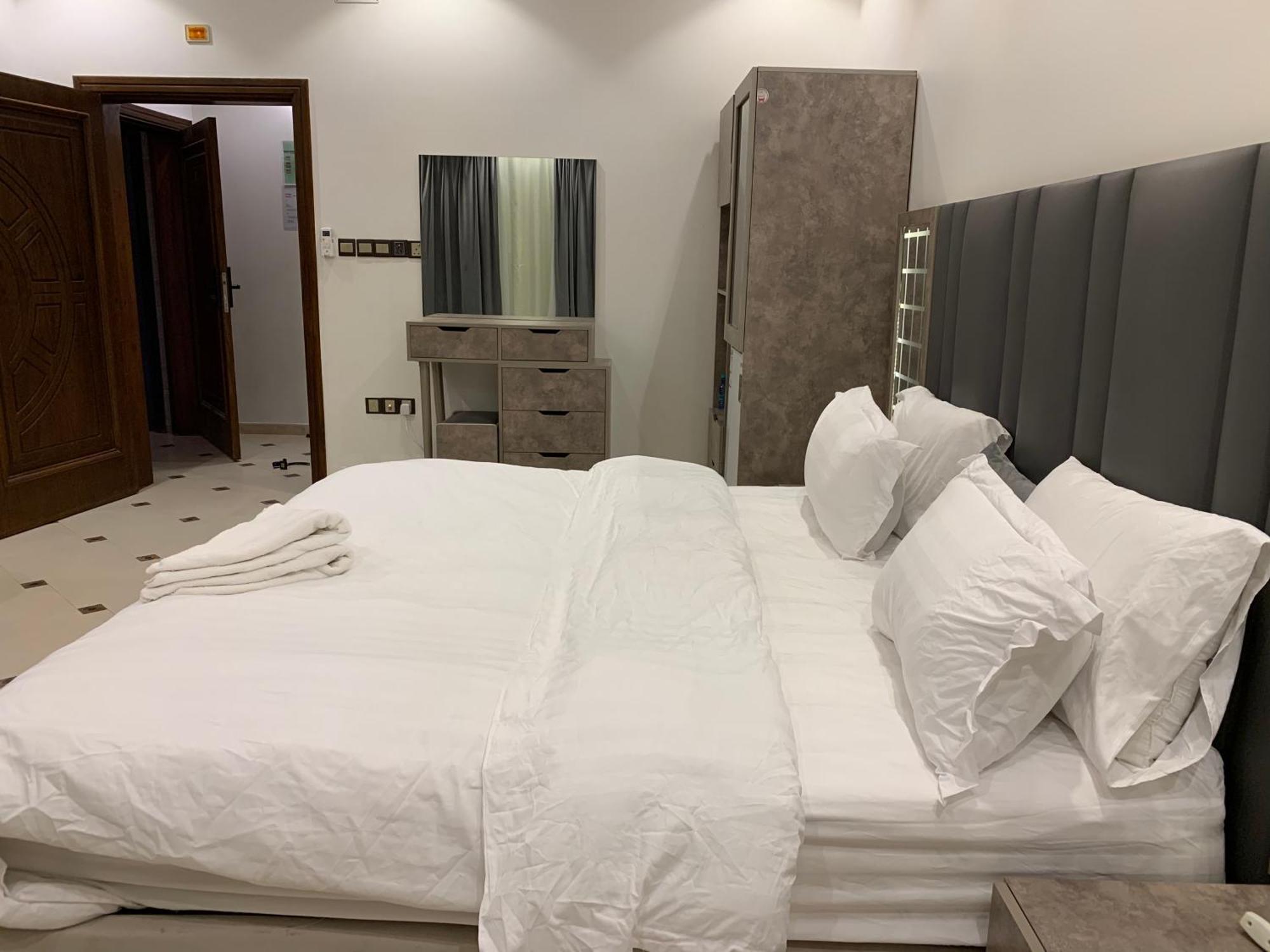 Friday Suites Al Ula Εξωτερικό φωτογραφία